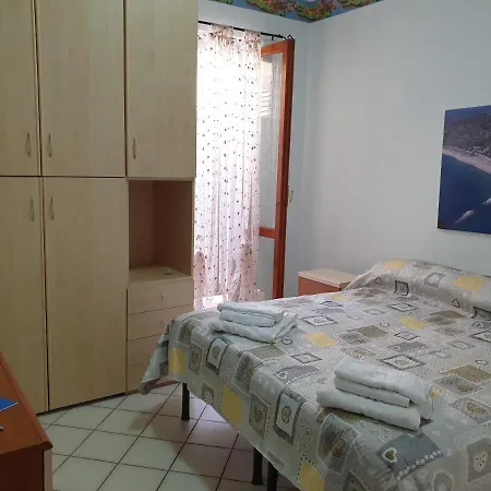 Petra Marina Hera Apartmán *